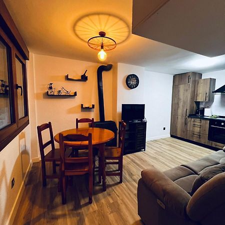 Villanúa Apartamento Espata III מראה חיצוני תמונה