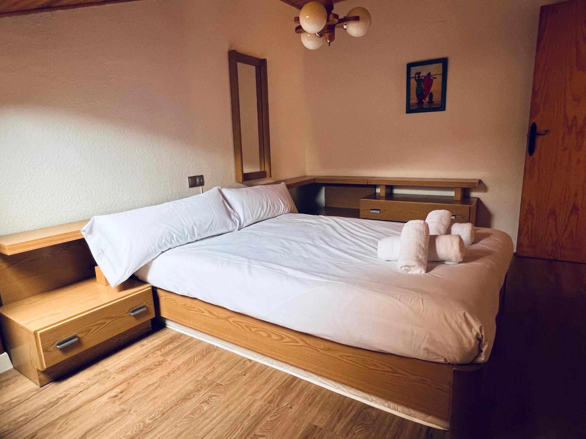 Villanúa Apartamento Espata III מראה חיצוני תמונה